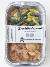 Charger l'image dans la galerie, Brochette de poulet (420g)
